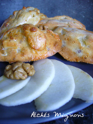 Entrée chaude, Oeufs, Fruits secs, Pommes, Fromage, Roquefort,