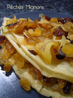 Pommes, Fruits secs, Amandes, Raisins secs, Crêpes, Légère