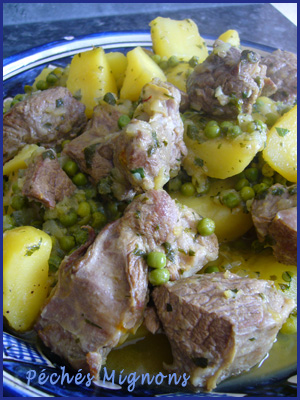 Agneau, Coriandre, Cumin, Epices, Gingembre, Herbes, Maroc, Persil, Petits pois, Pommes de terre, Poulet, Safran, Tajine